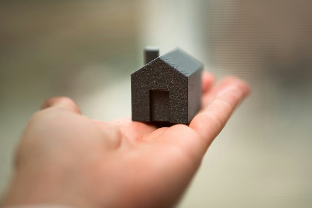 Print’s New Power: How Real Estate Agencies Can Dominate in 2026
